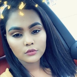 Meet your Posher, Rebecca